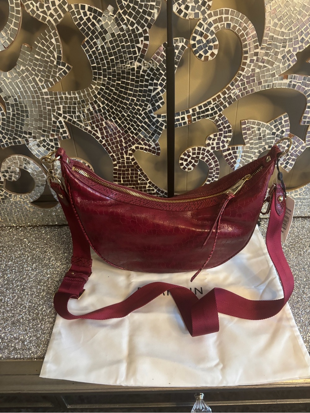 💕Brahmin Percy Cherry Lacquer Zastera Leather Crossbody - Picture 8 of 12